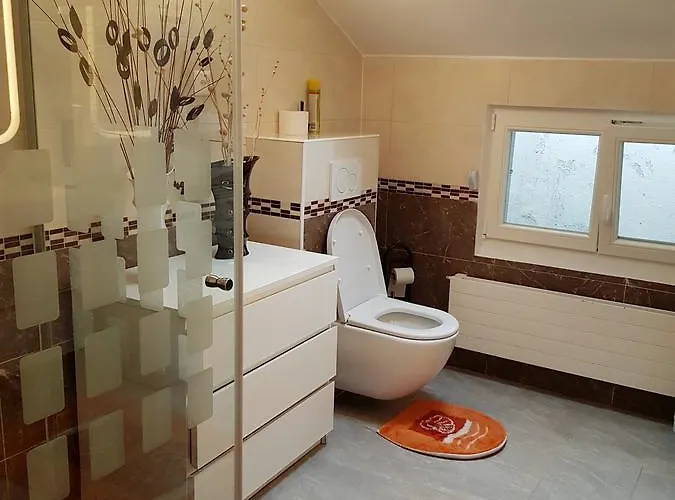 Linda's Backpacker ציריך